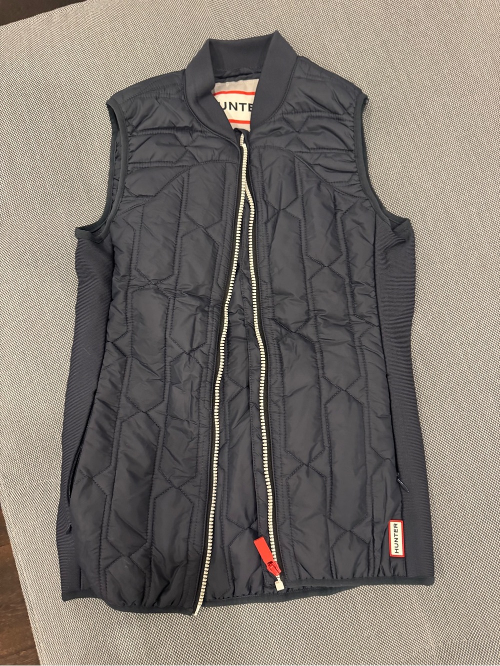 Hunter Navy Quilted Sleeveless Vest with Contrast Zip